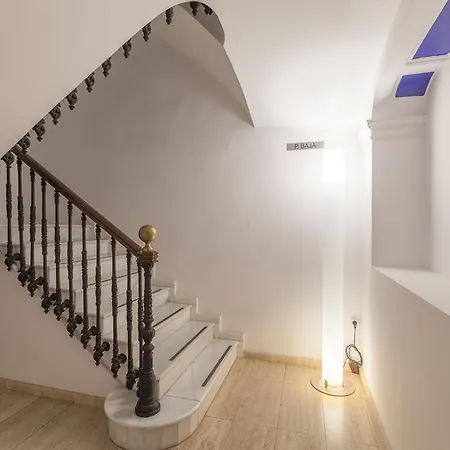 Select Caballeros Apartment *