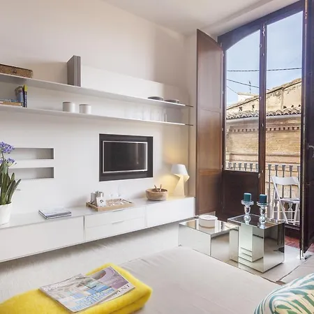 Apartment Select Caballeros