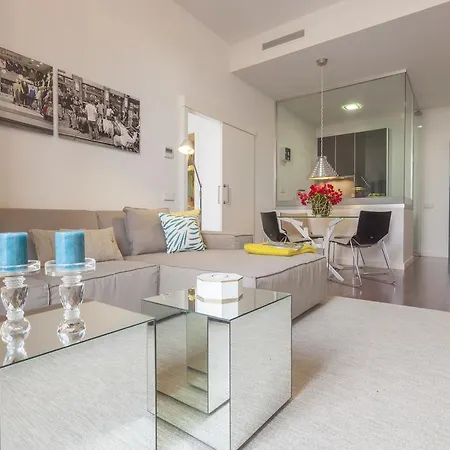 Apartment Select Caballeros