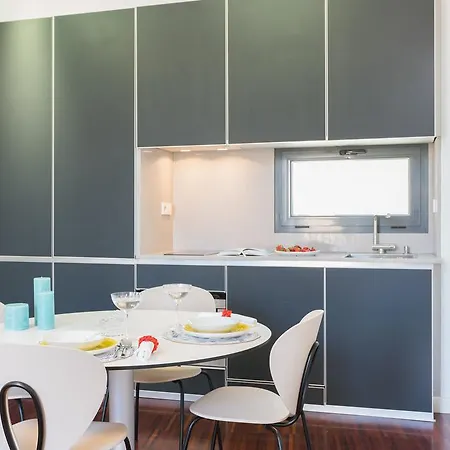 Apartment Select Caballeros